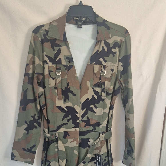 Like an Angel Camouflage Jumpsuit. - Picture 1 of 13